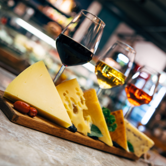 Dégustation de vin et de fromages de la région !