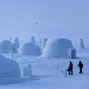 Sortie familiale en raquettes à neige et construction d'igloo